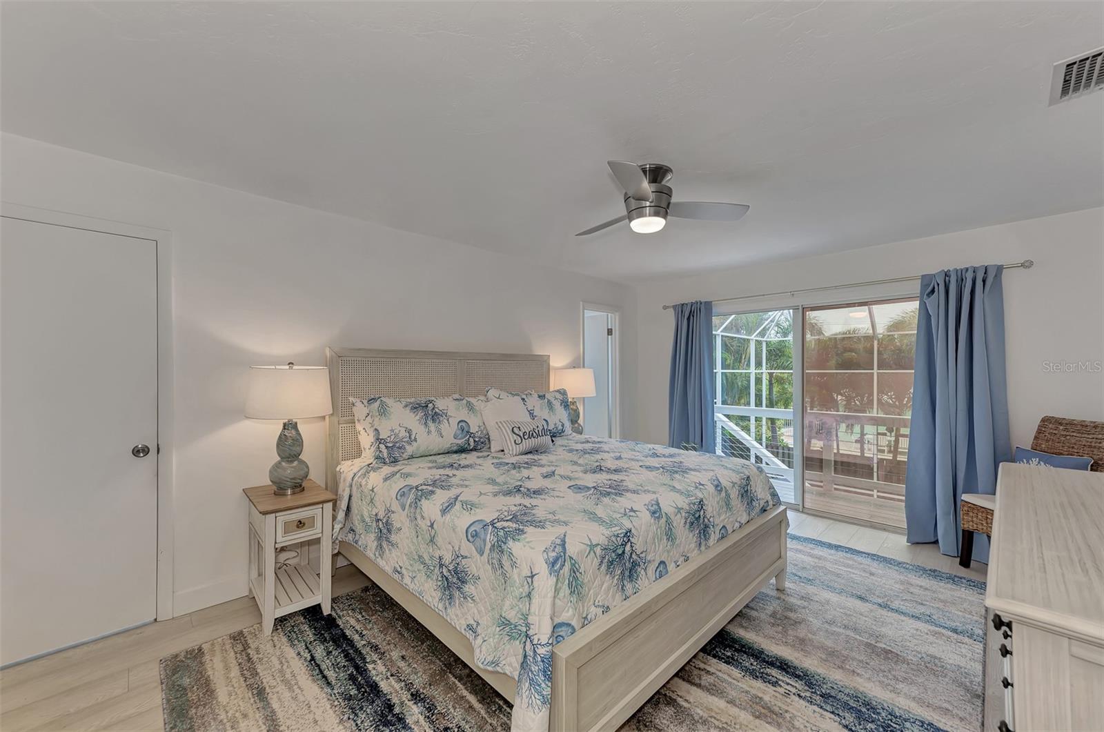 SARASOTA BEACH - Residential Lease