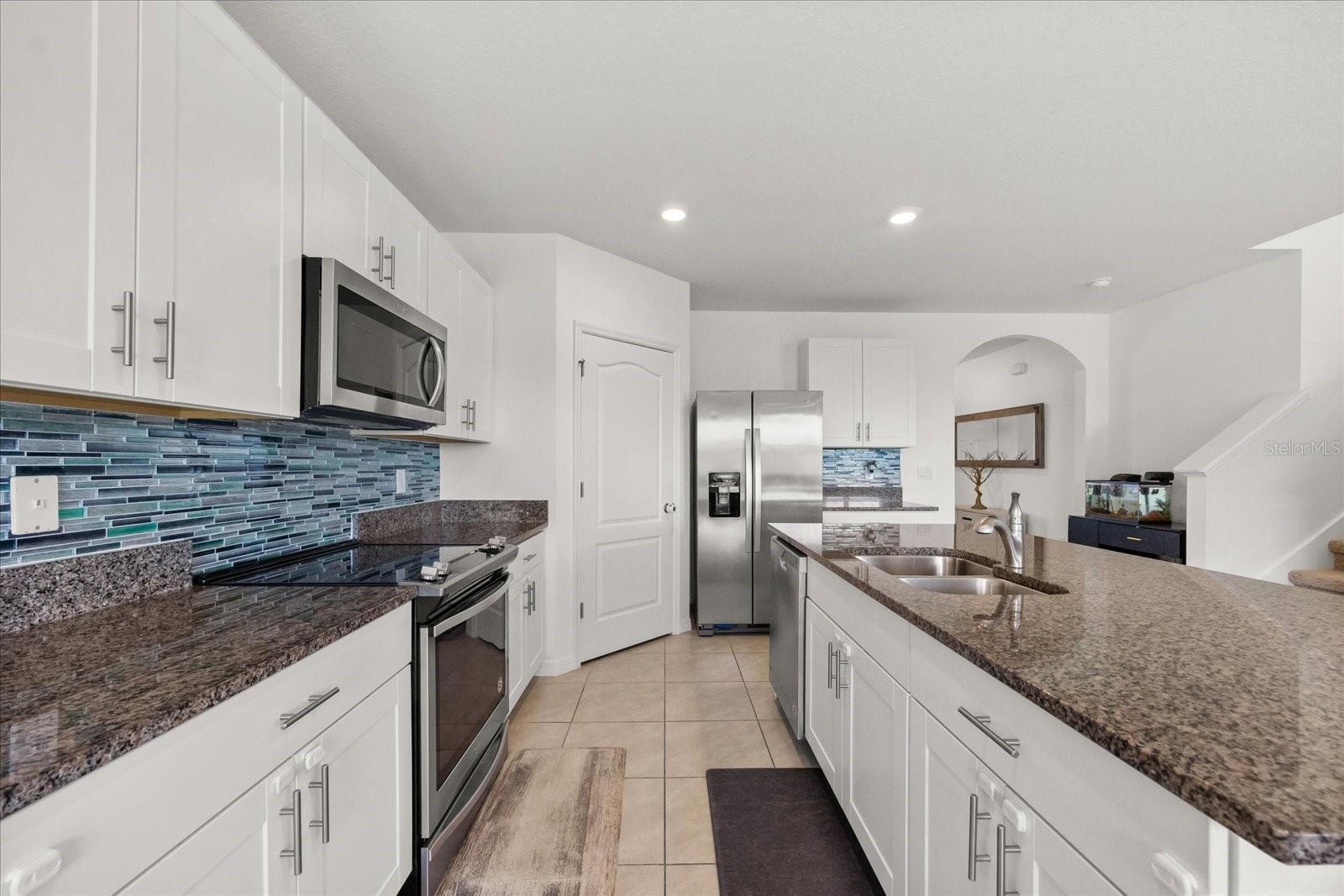 KINDRED PH 1FB - Residential Lease