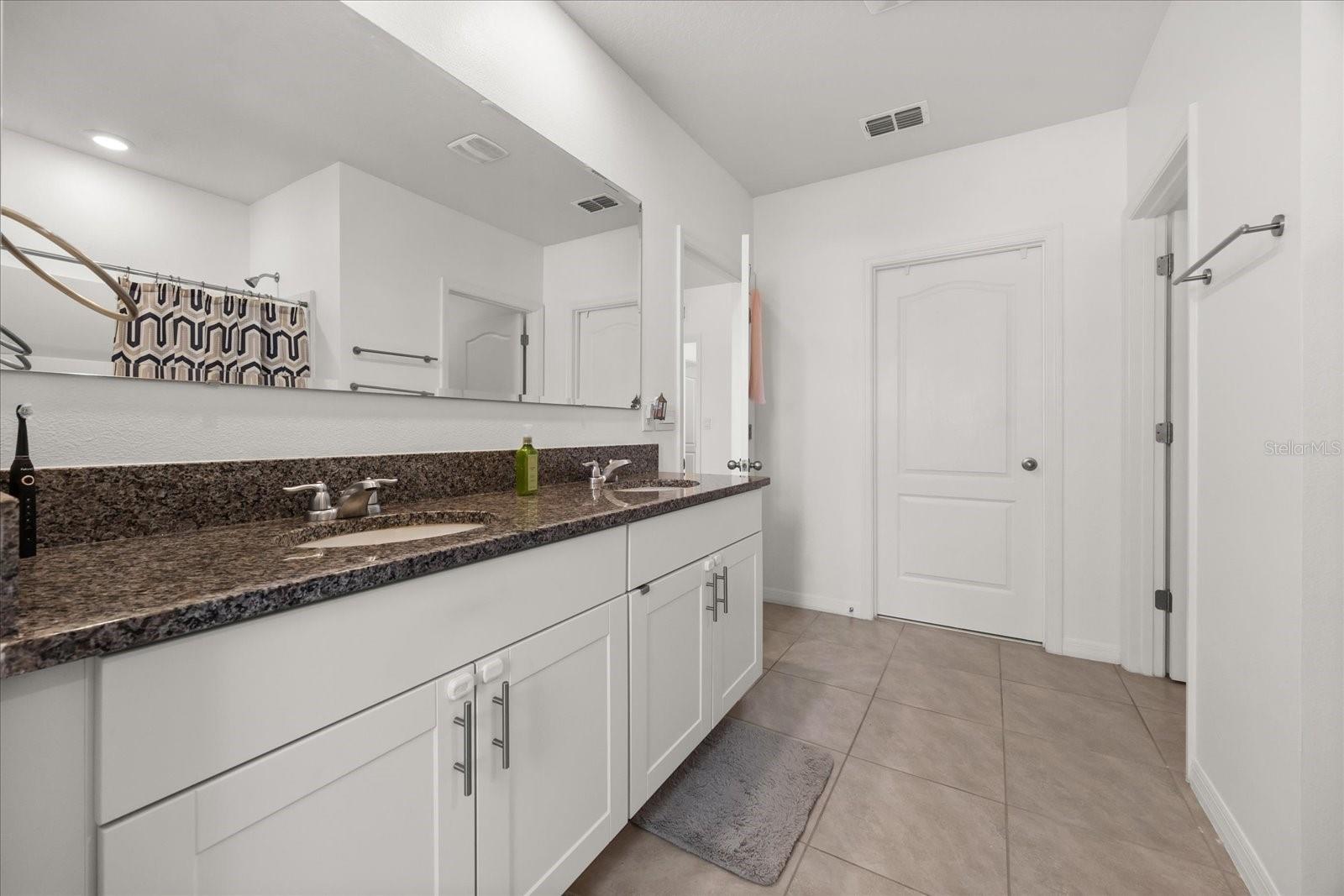 KINDRED PH 1FB - Residential Lease