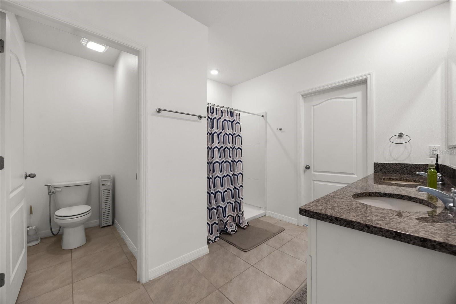 KINDRED PH 1FB - Residential Lease