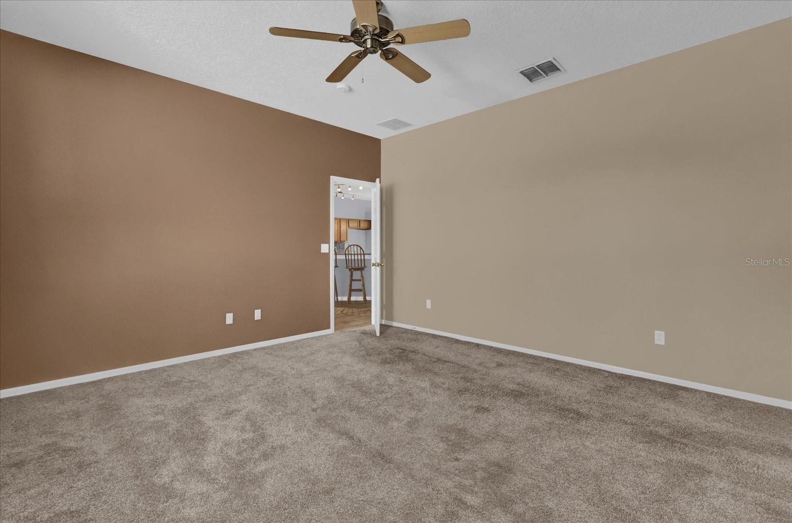 PLYMOUTH LANDING PH 02 49 20 - Residential
