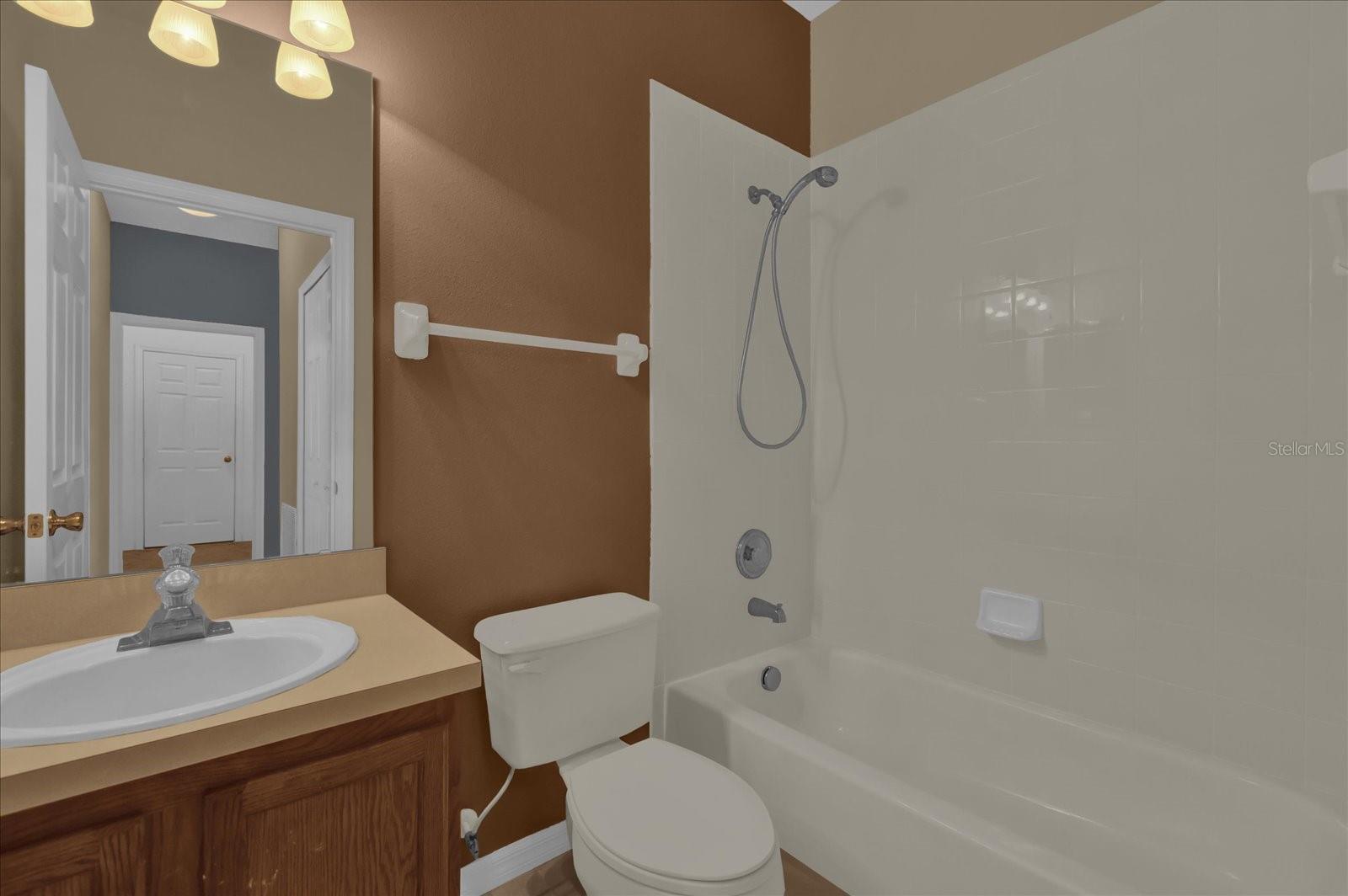 PLYMOUTH LANDING PH 02 49 20 - Residential