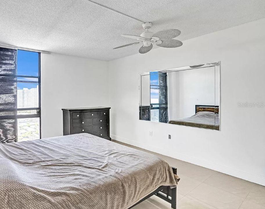 AVENTURA ELDORADO CONDO - Residential