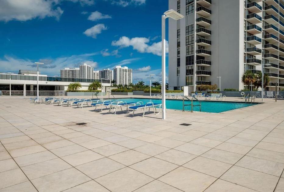 AVENTURA ELDORADO CONDO - Residential