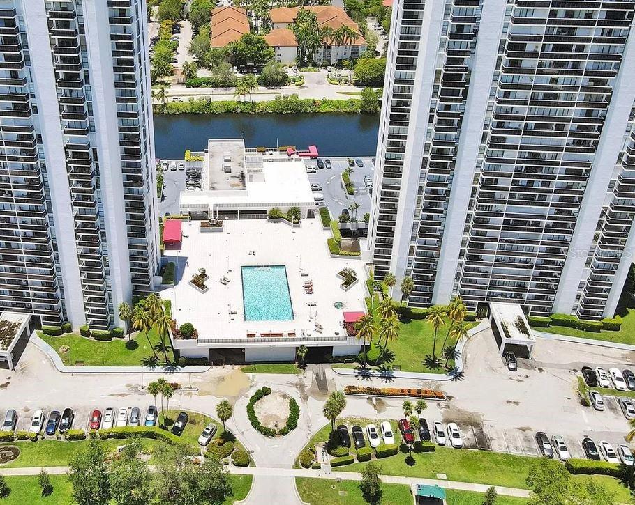 AVENTURA ELDORADO CONDO - Residential