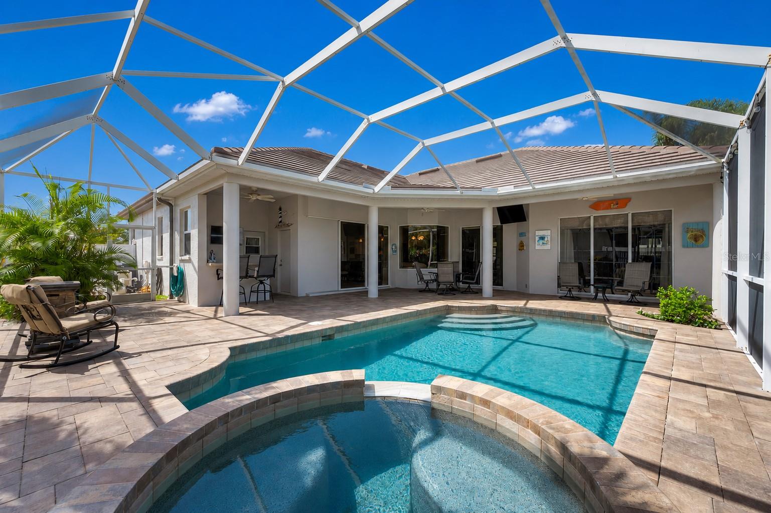 7572 PALMER GLEN CIRCLE