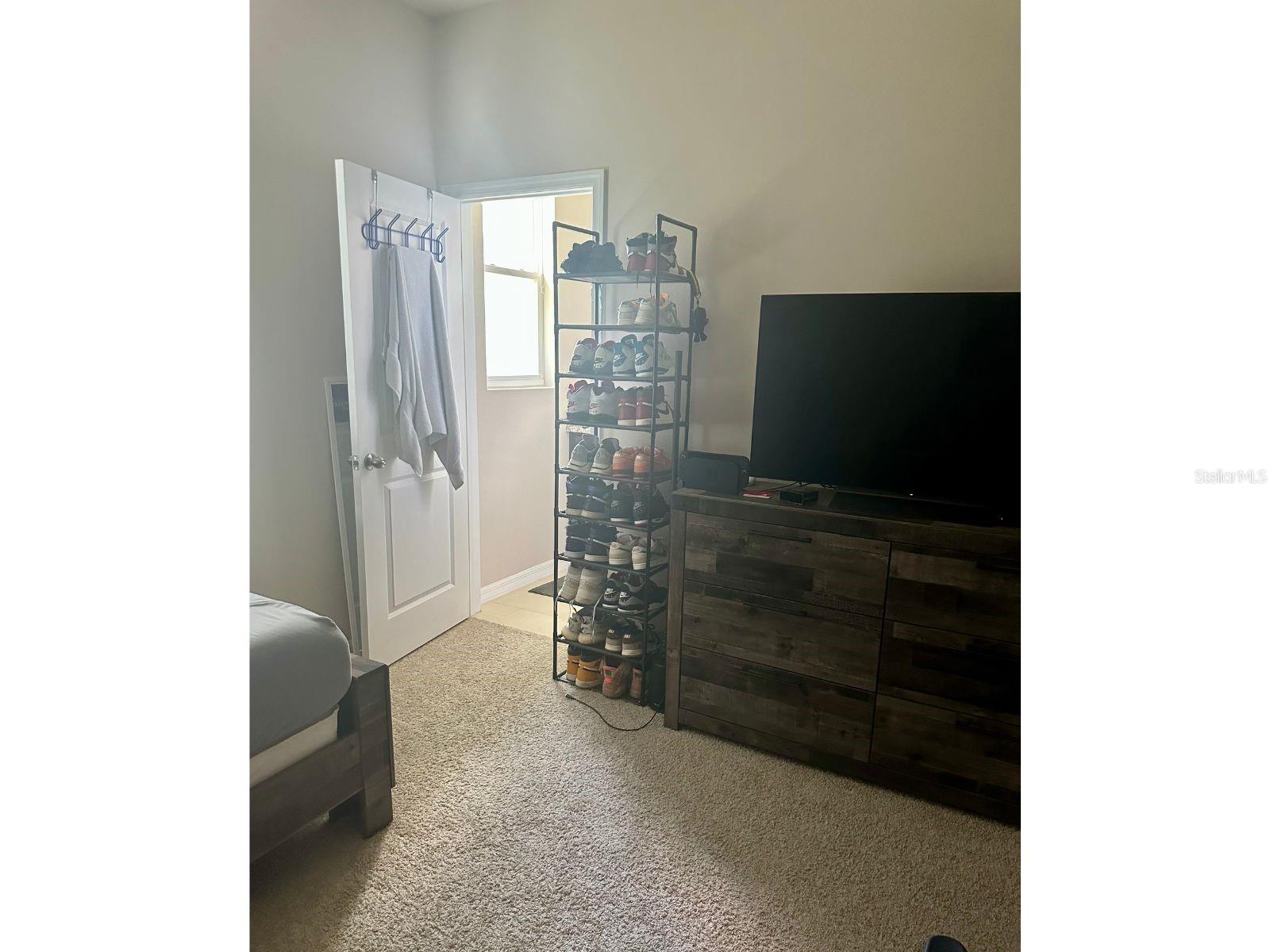 MIRADA PRCL 18-1 - Residential Lease