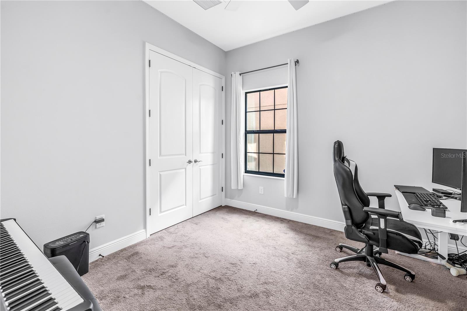 PRISTINE LAKE PRESERVE - Residential