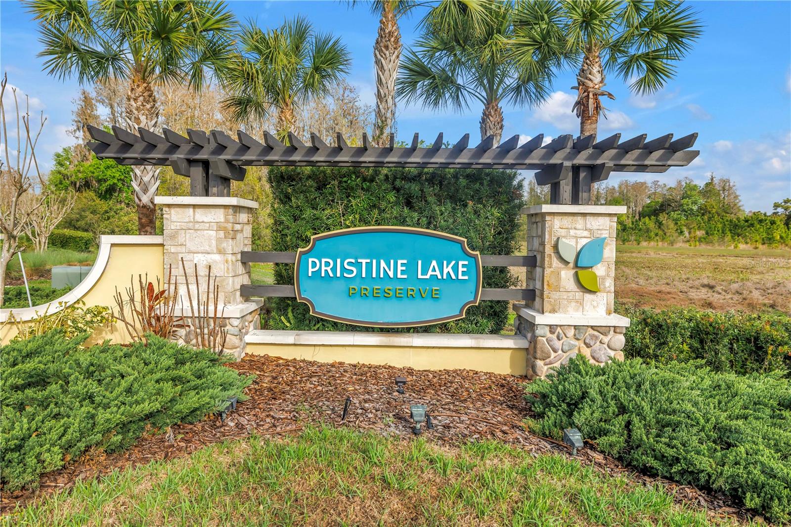 PRISTINE LAKE PRESERVE - Residential