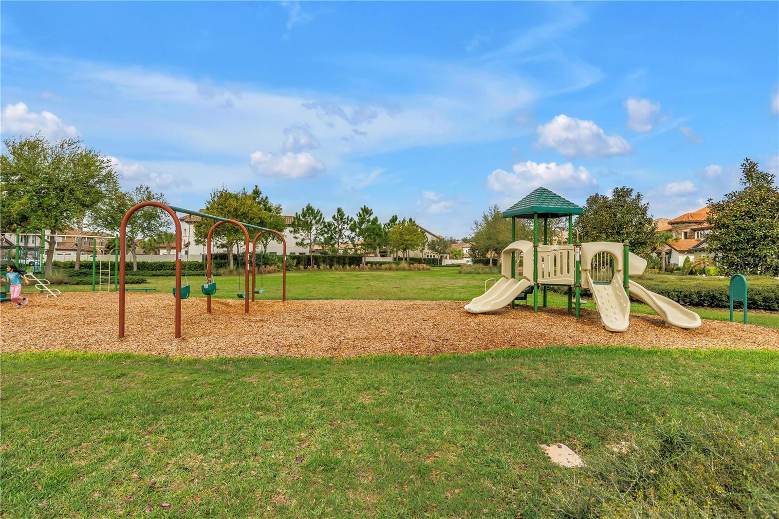 PRISTINE LAKE PRESERVE - Residential