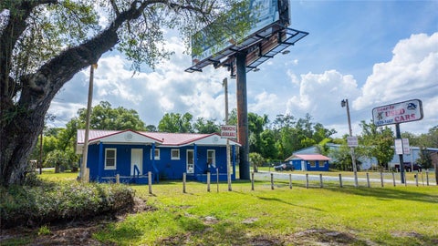 Tiny photo for 2665 SE 67th Street, Ocala, FL 34480 (MLS # OM722056)