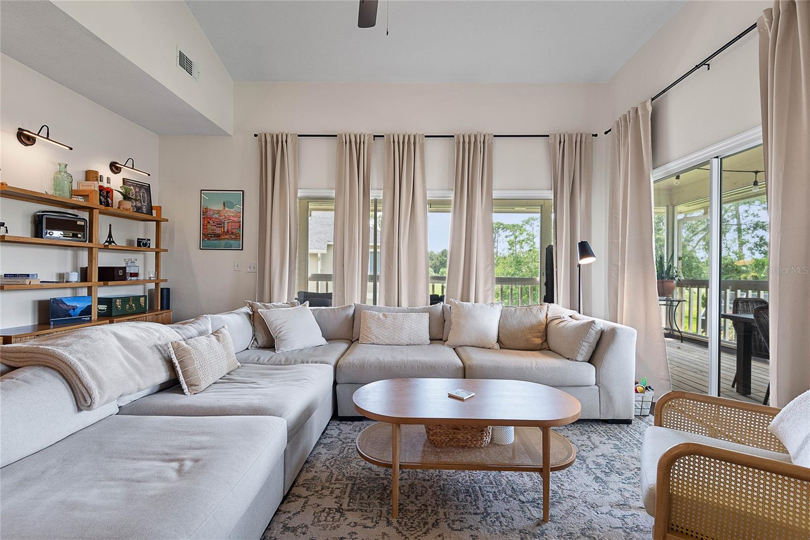 PLANTATION BAY PH 01A UNIT 01-6 - Residential