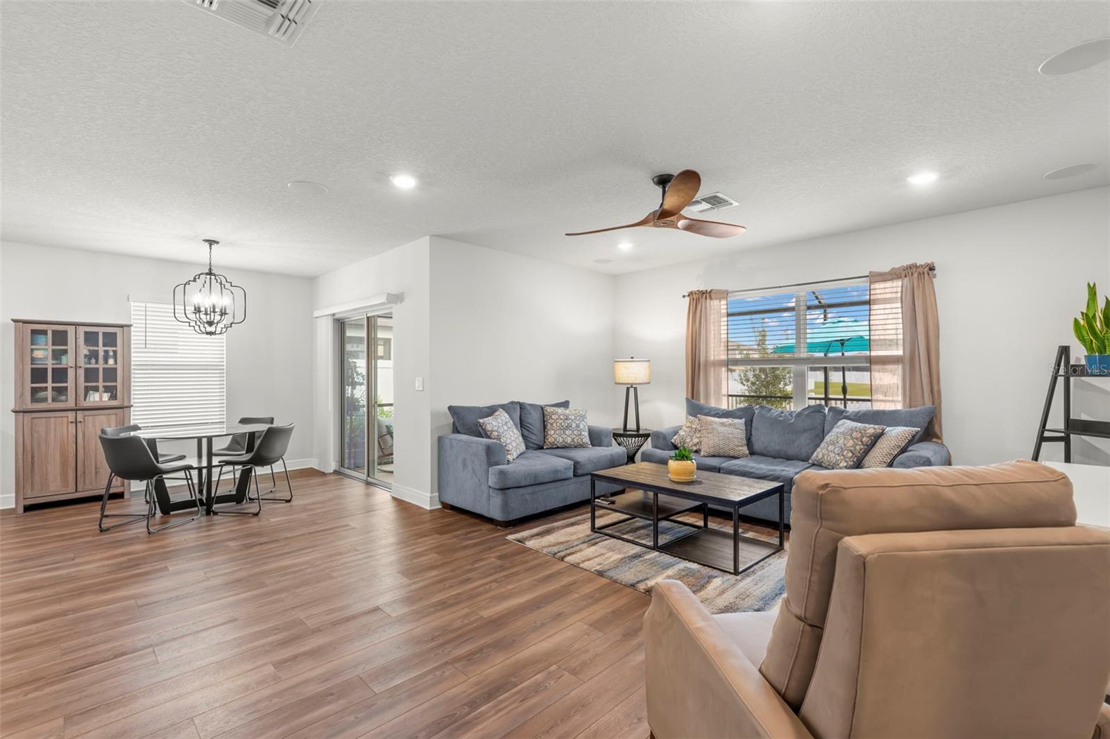 BROOKSIDE ESTATES - Residential Lease