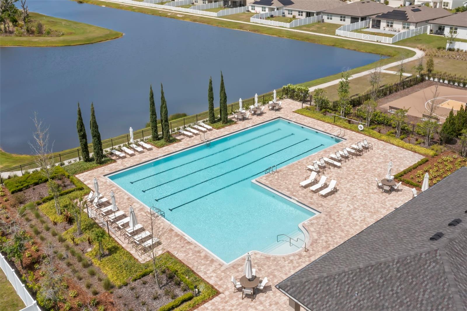 BROOKSIDE ESTATES - Residential Lease