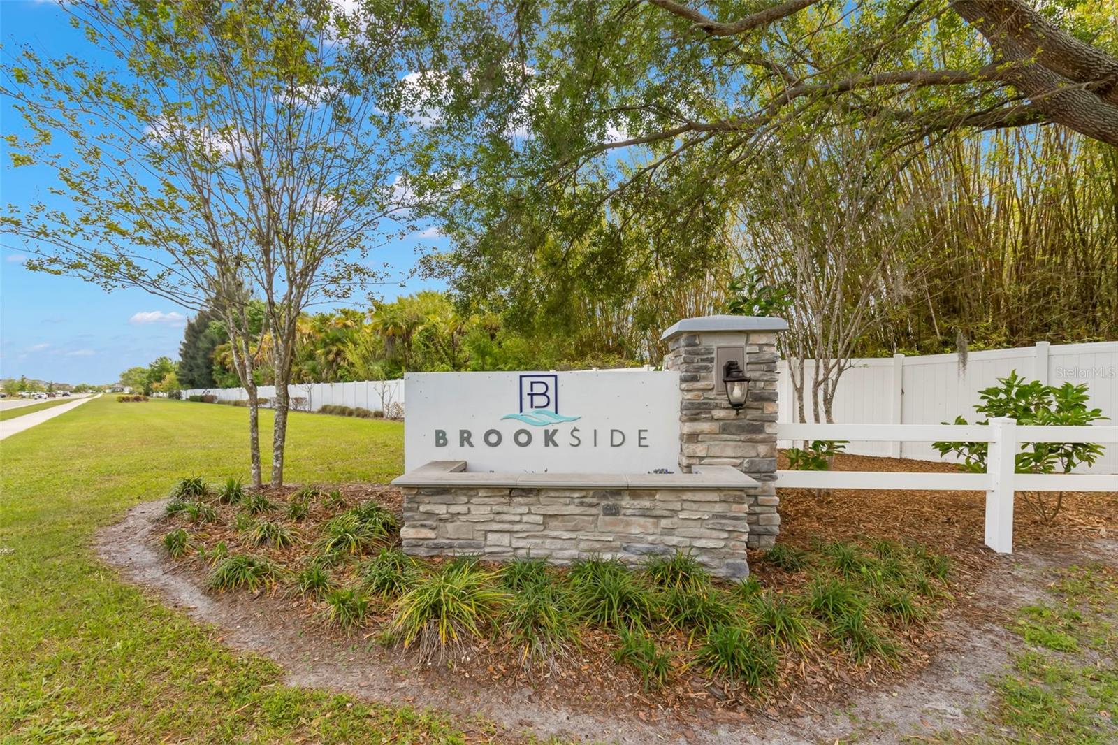BROOKSIDE ESTATES - Residential Lease