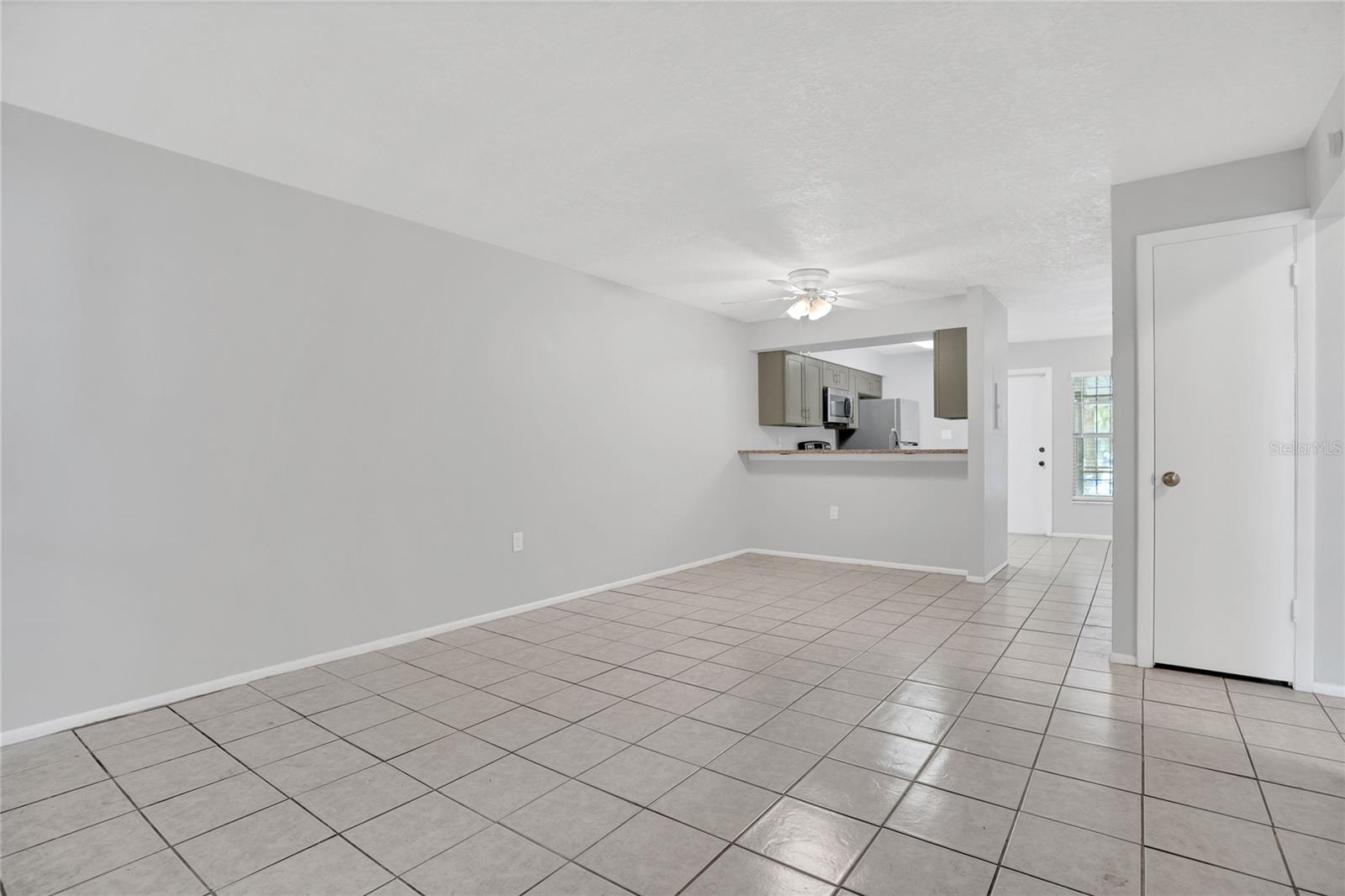 2801 WILLOW RUN
