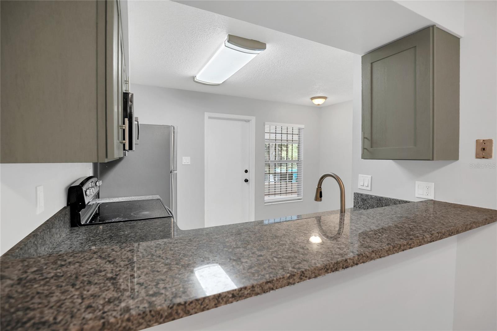 2801 WILLOW RUN