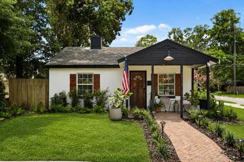 Photo of 2534 Harrison Avenue, Orlando, FL 32804 (MLS # O6417900)