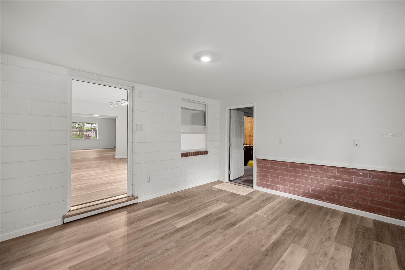 1604 NE 7TH STREET