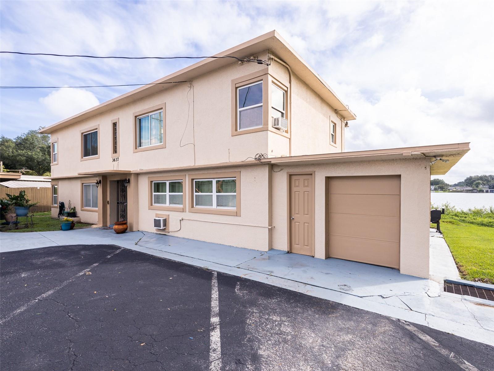 3637 N ORANGE BLOSSOM TRAIL