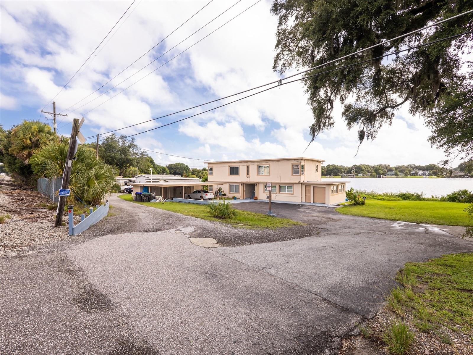 3637 N ORANGE BLOSSOM TRAIL