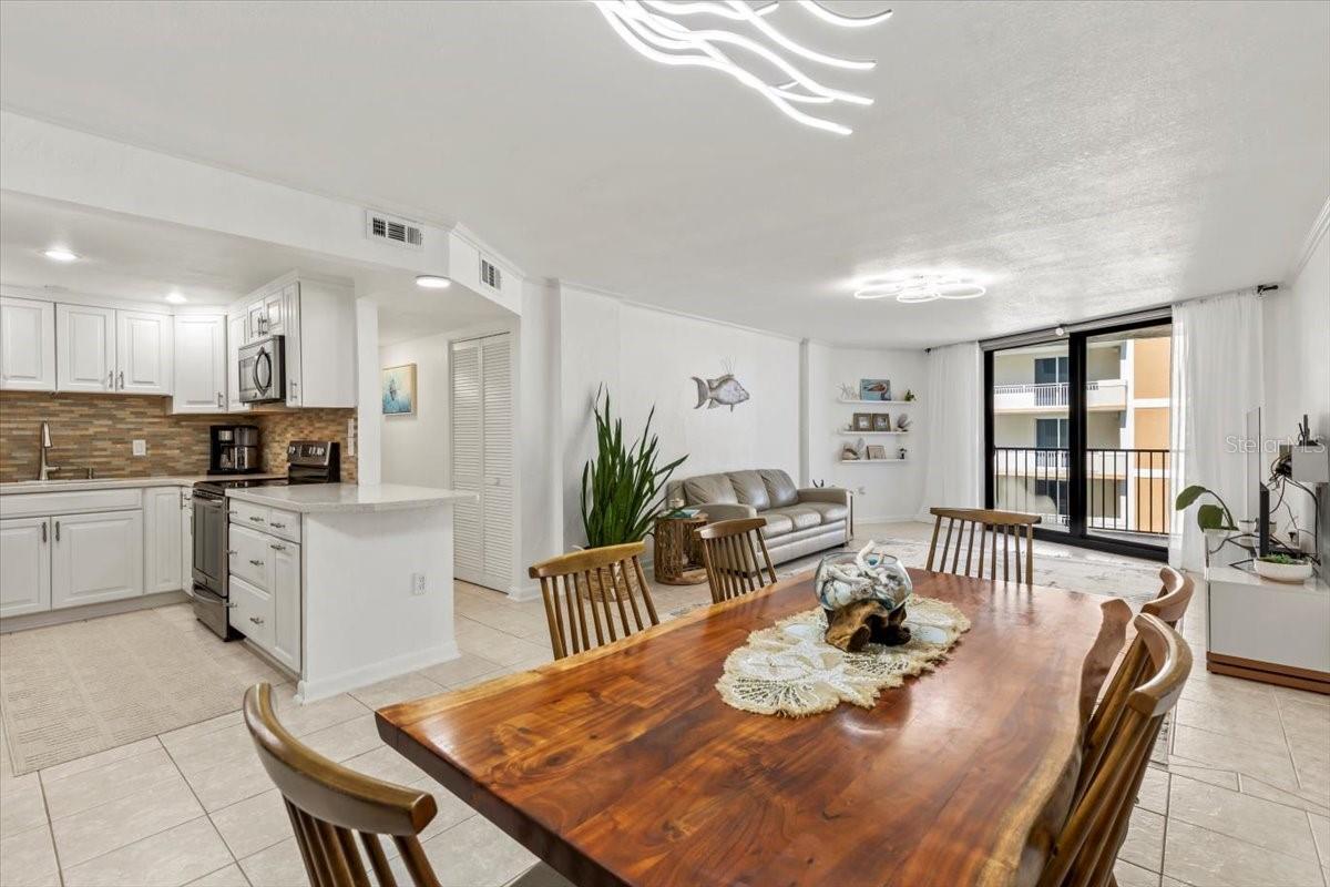 REGENCY PLAZA CONDO - Residential