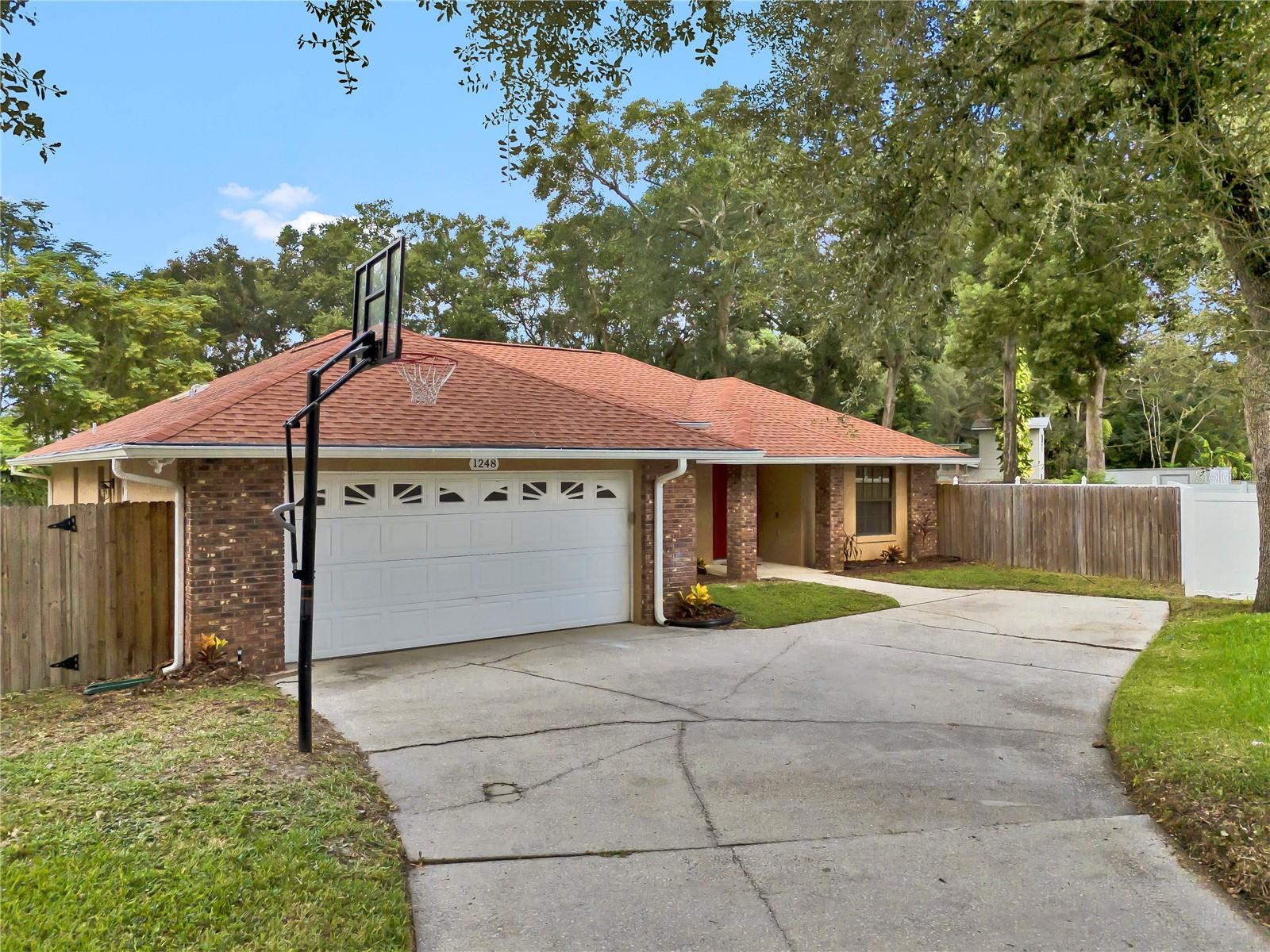 FALLBROOK - Residential