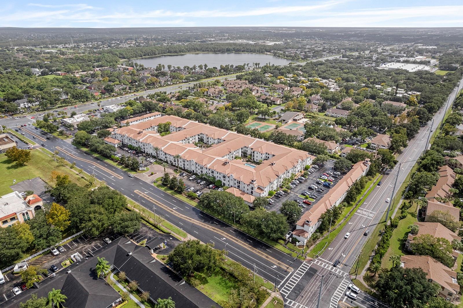 REGISTRY/MICHIGAN PARK CONDO - Residential