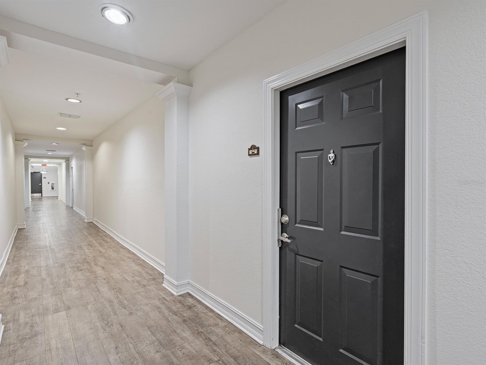 REGISTRY/MICHIGAN PARK CONDO - Residential
