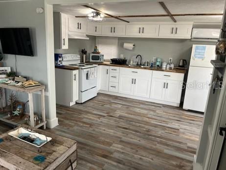 3803 116TH STREET COURT W