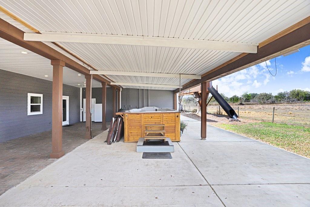 ACREAGE - Residential