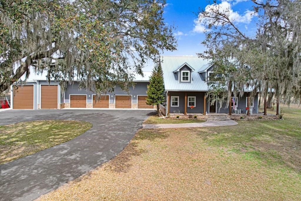 Photo of 14224 Lorraine Court, Dade City, FL 33525 (MLS # TB8483287)