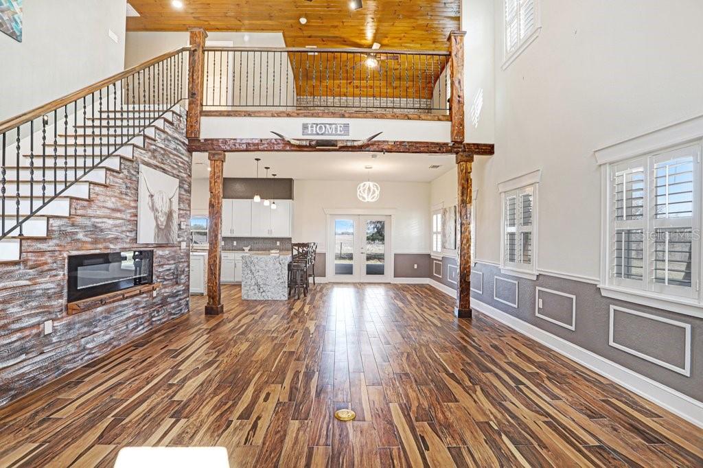 ACREAGE - Residential