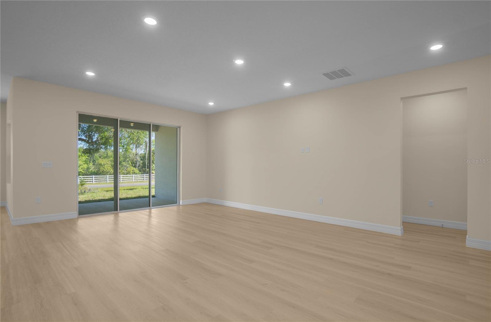 BAY MEADOW AT 7 LAKES - Residential