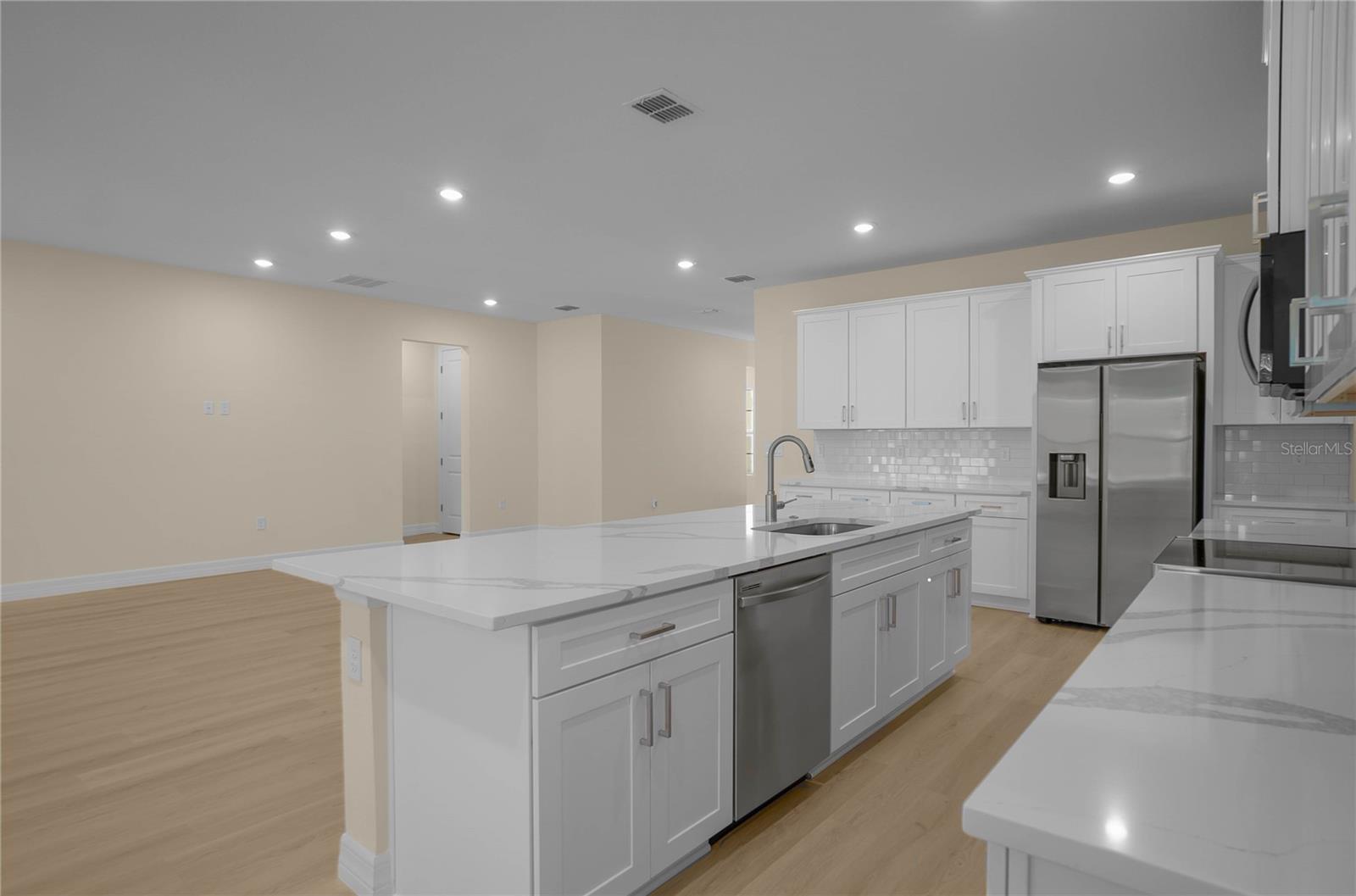BAY MEADOW AT 7 LAKES - Residential