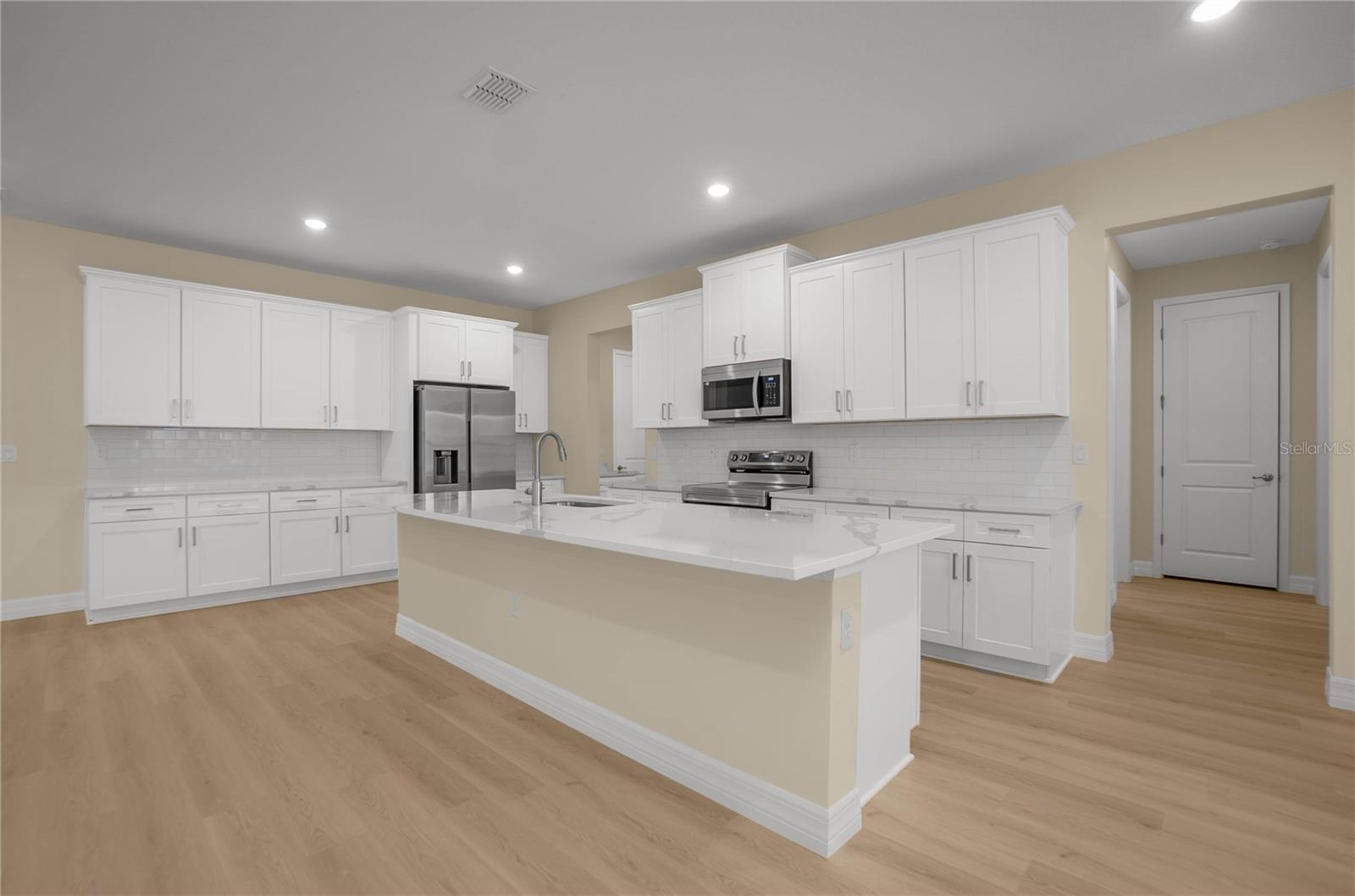 BAY MEADOW AT 7 LAKES - Residential