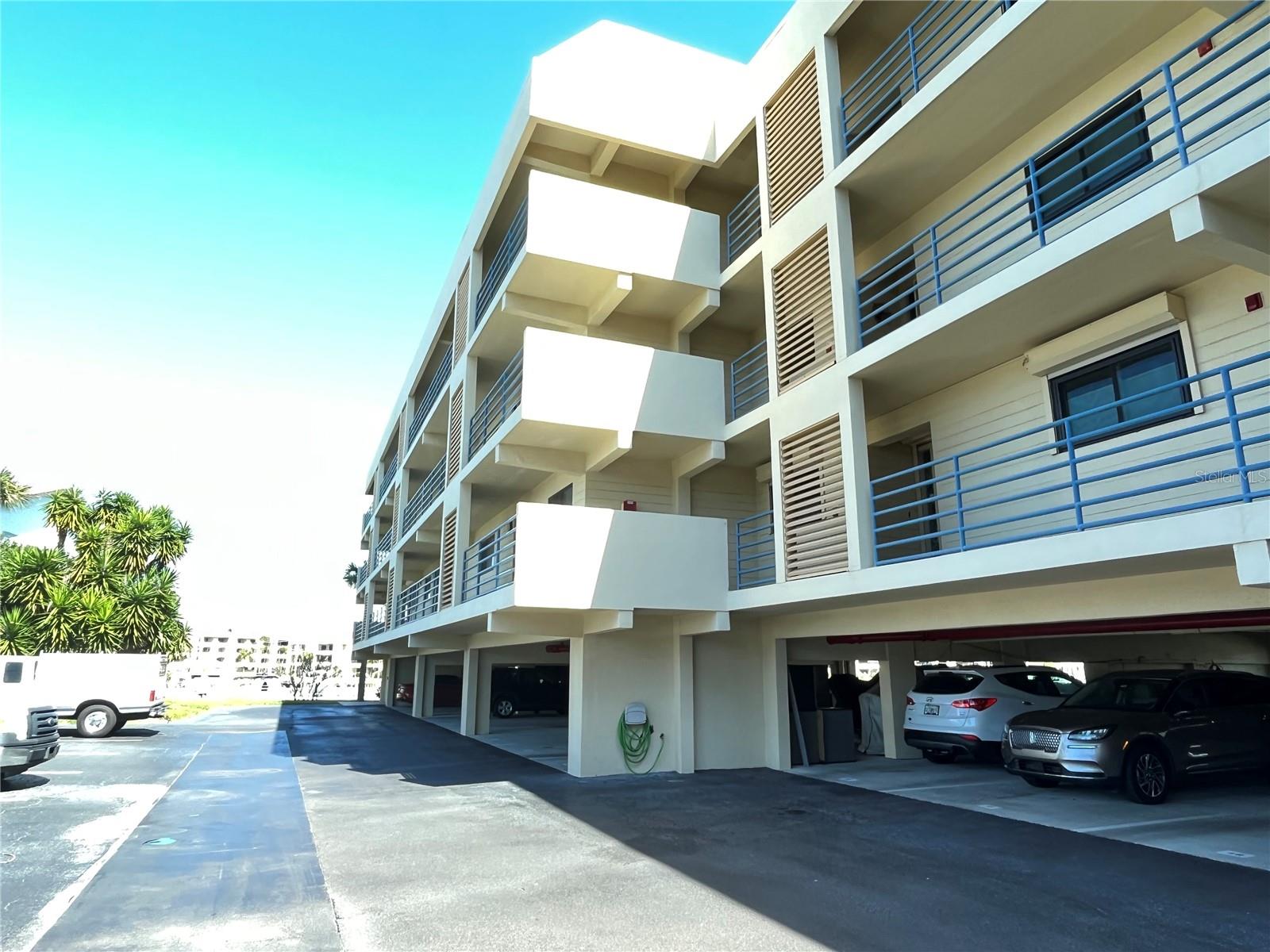 ANCHOR COVE 1 CONDO - Residential Lease