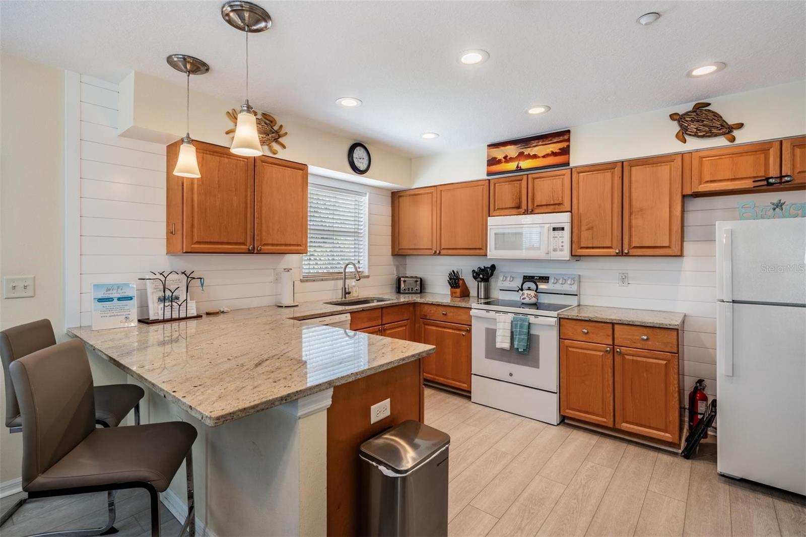 BEACHSIDE VILLAS OF INDIAN ROCKS BEACH - Residential