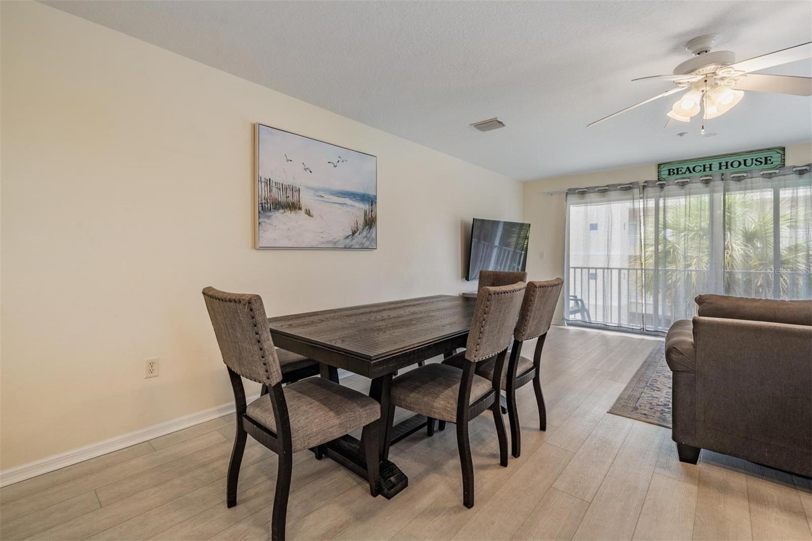 BEACHSIDE VILLAS OF INDIAN ROCKS BEACH - Residential