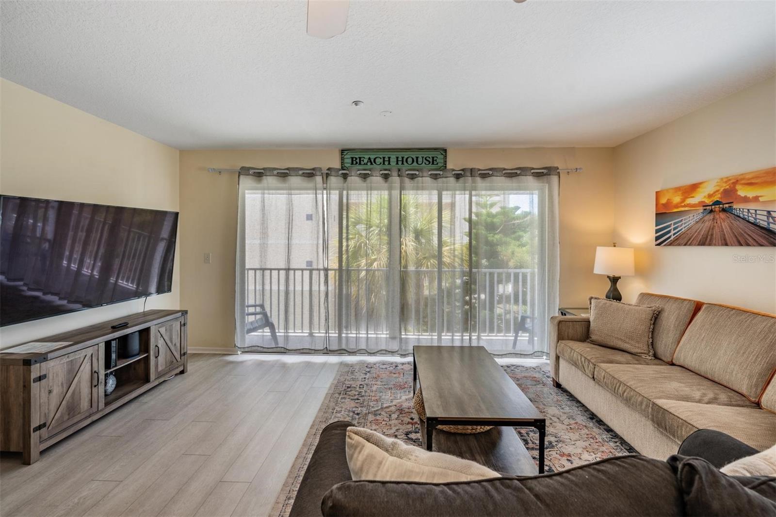 BEACHSIDE VILLAS OF INDIAN ROCKS BEACH - Residential