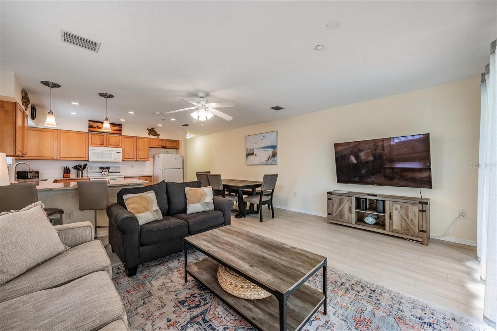 BEACHSIDE VILLAS OF INDIAN ROCKS BEACH - Residential