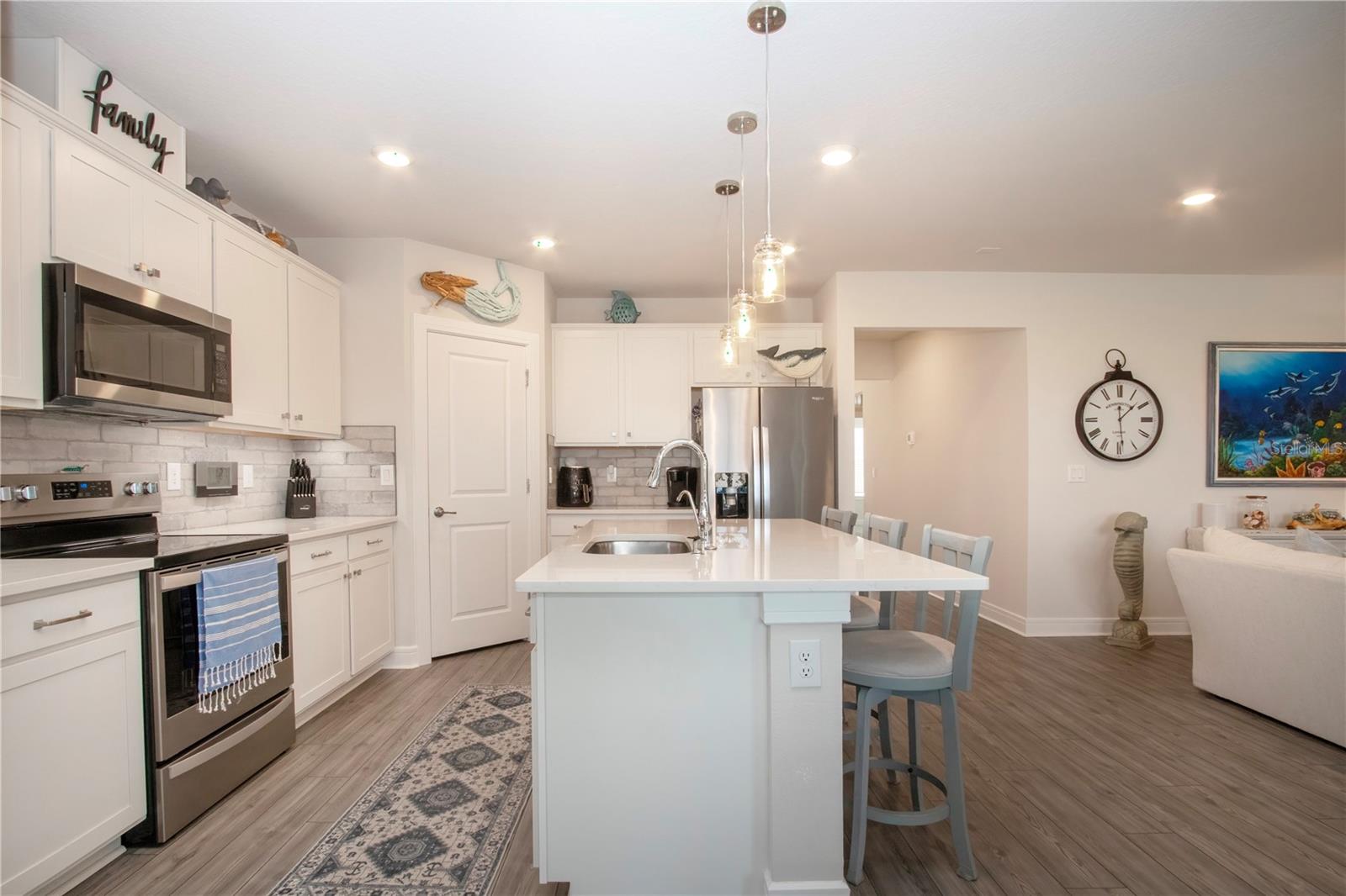 8232 REEFBAY COVE