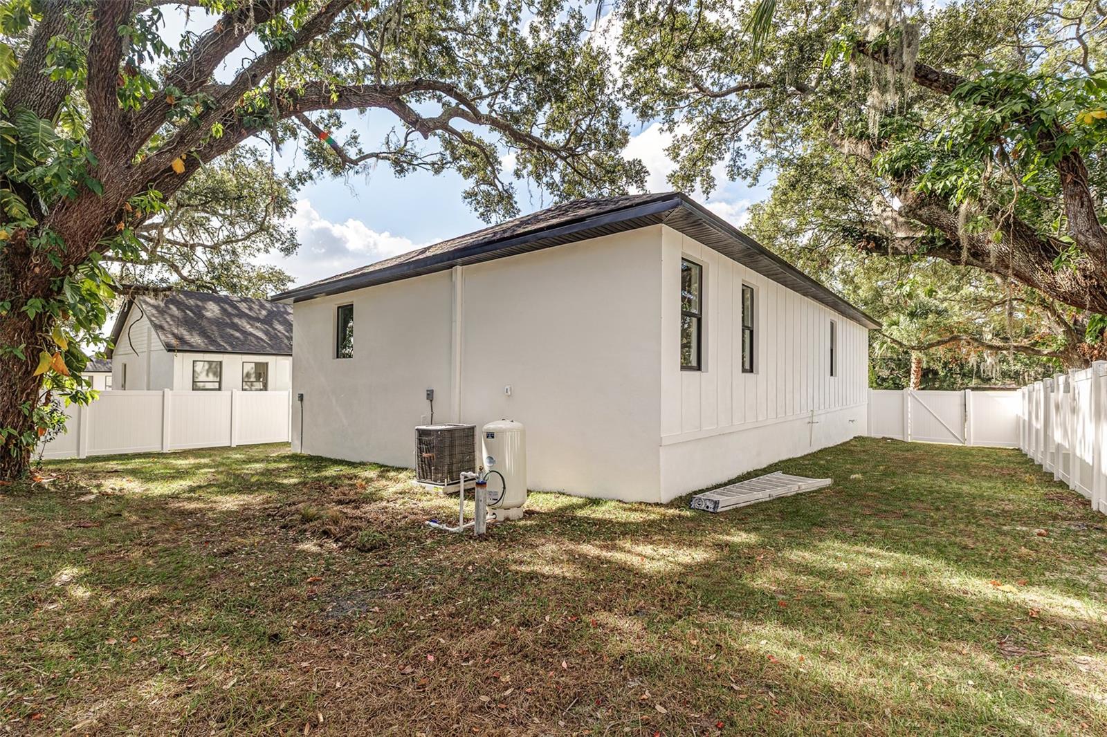 TEMPLE CREST UNIT 3 - Residential