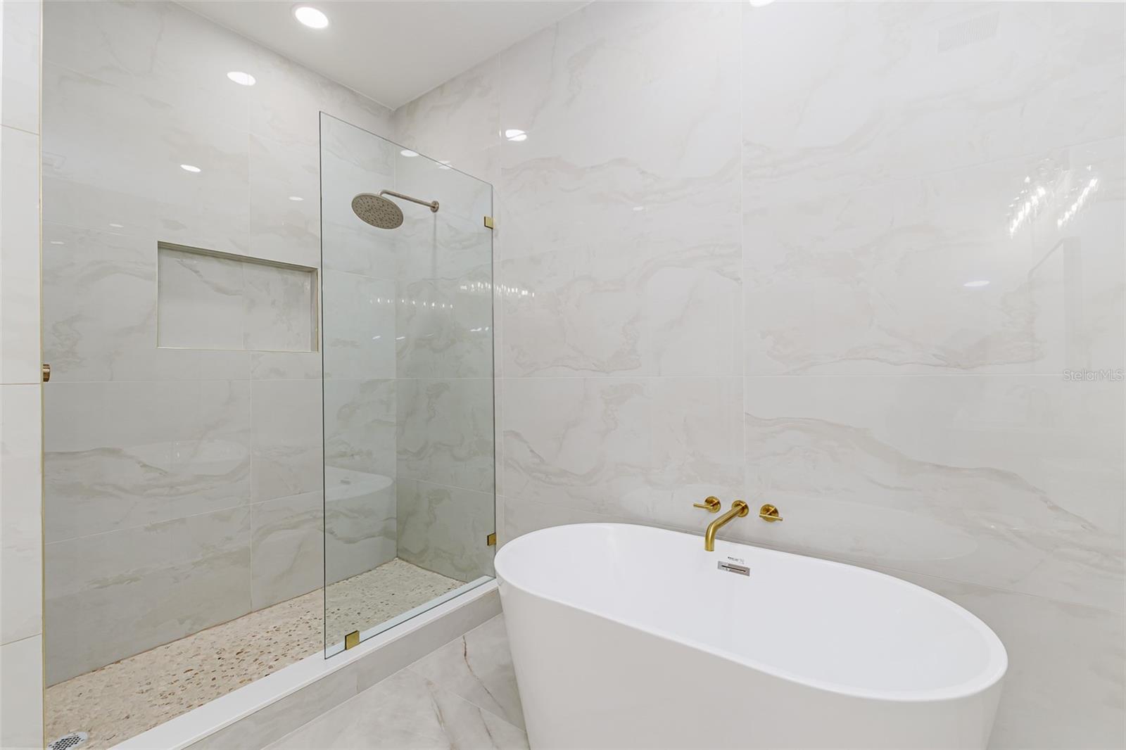 TEMPLE CREST UNIT 3 - Residential