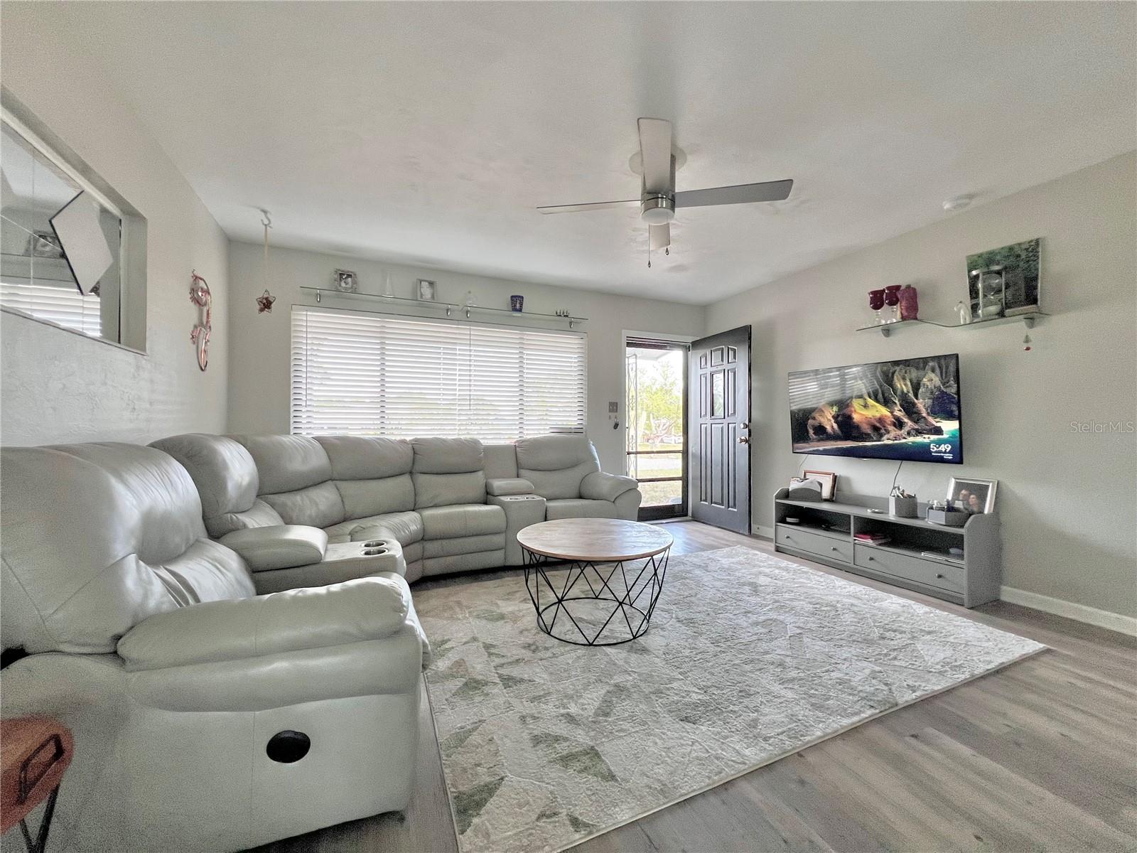 DON-ART ESTATES - Residential