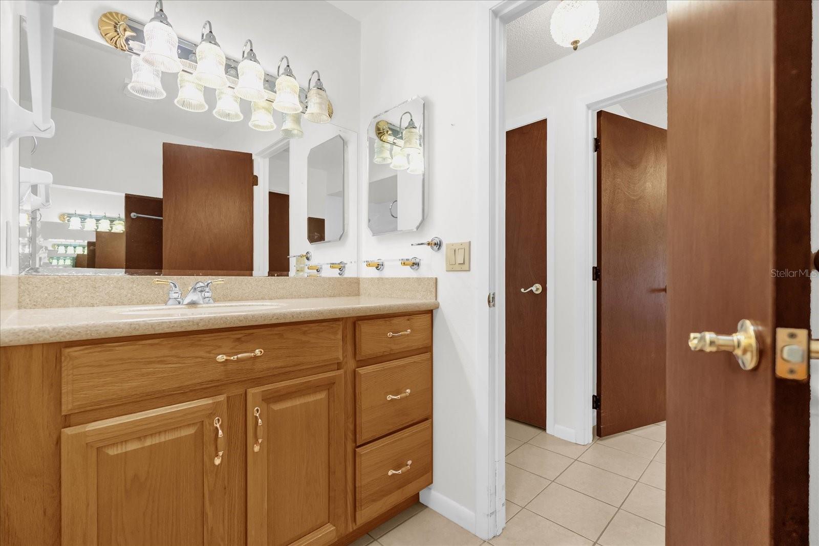 CRESCENT ESTATES SUB 1 - Residential