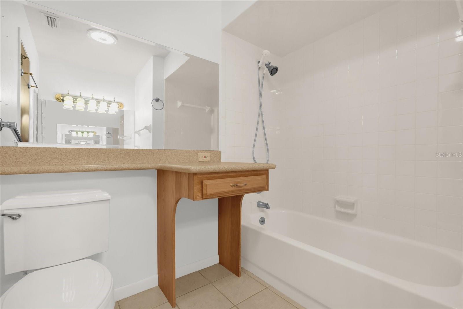 CRESCENT ESTATES SUB 1 - Residential