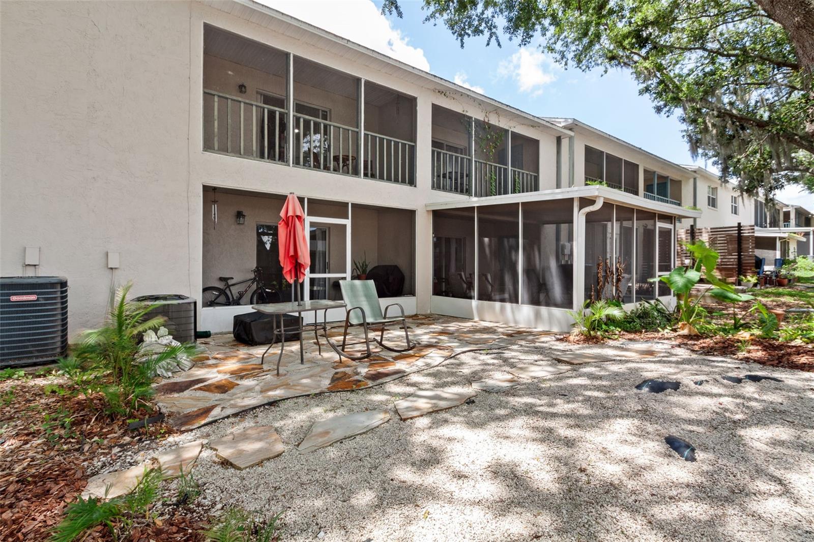 TOWNHOUSES AT PARK LAKE - Residential