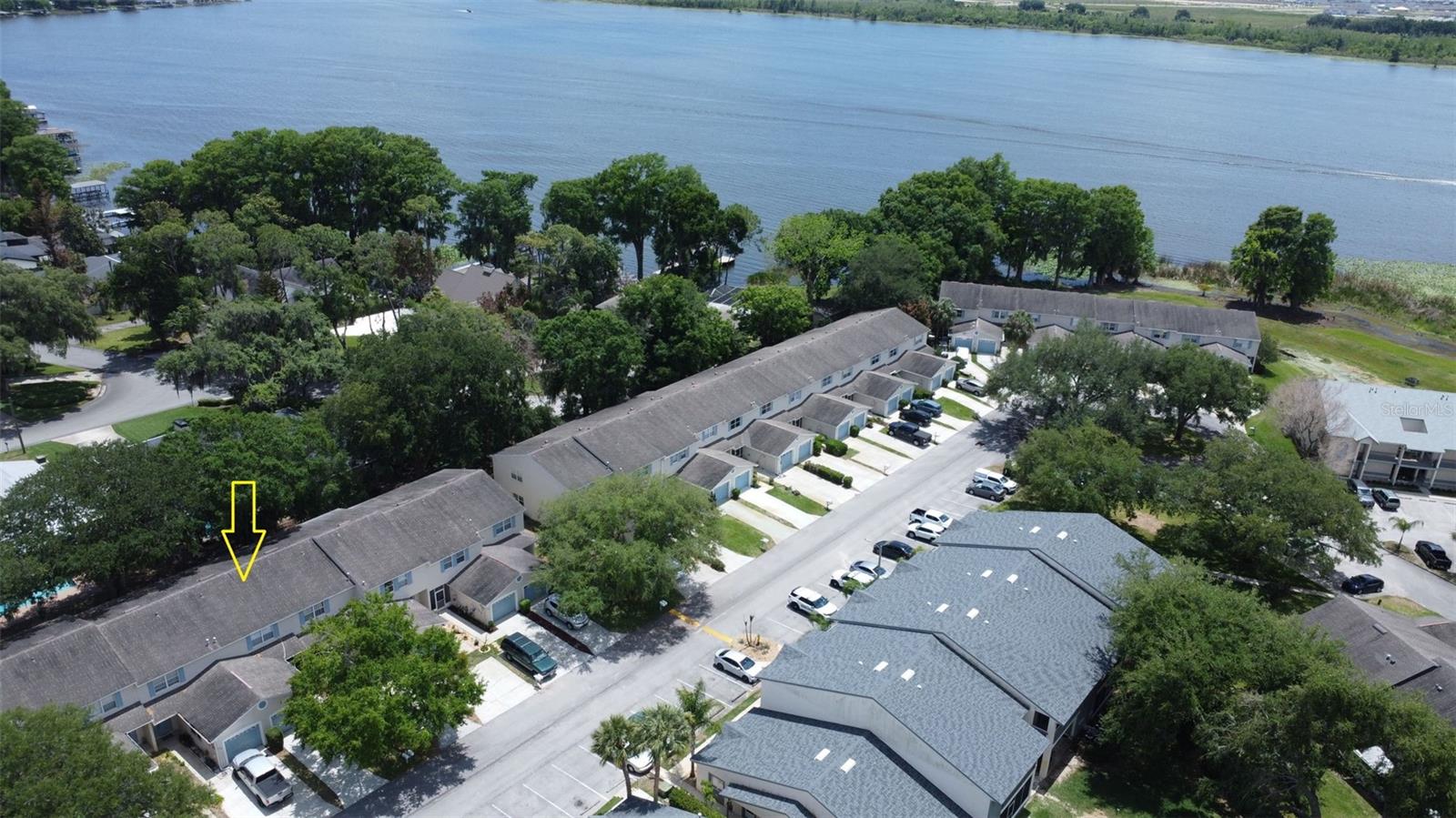 TOWNHOUSES AT PARK LAKE - Residential