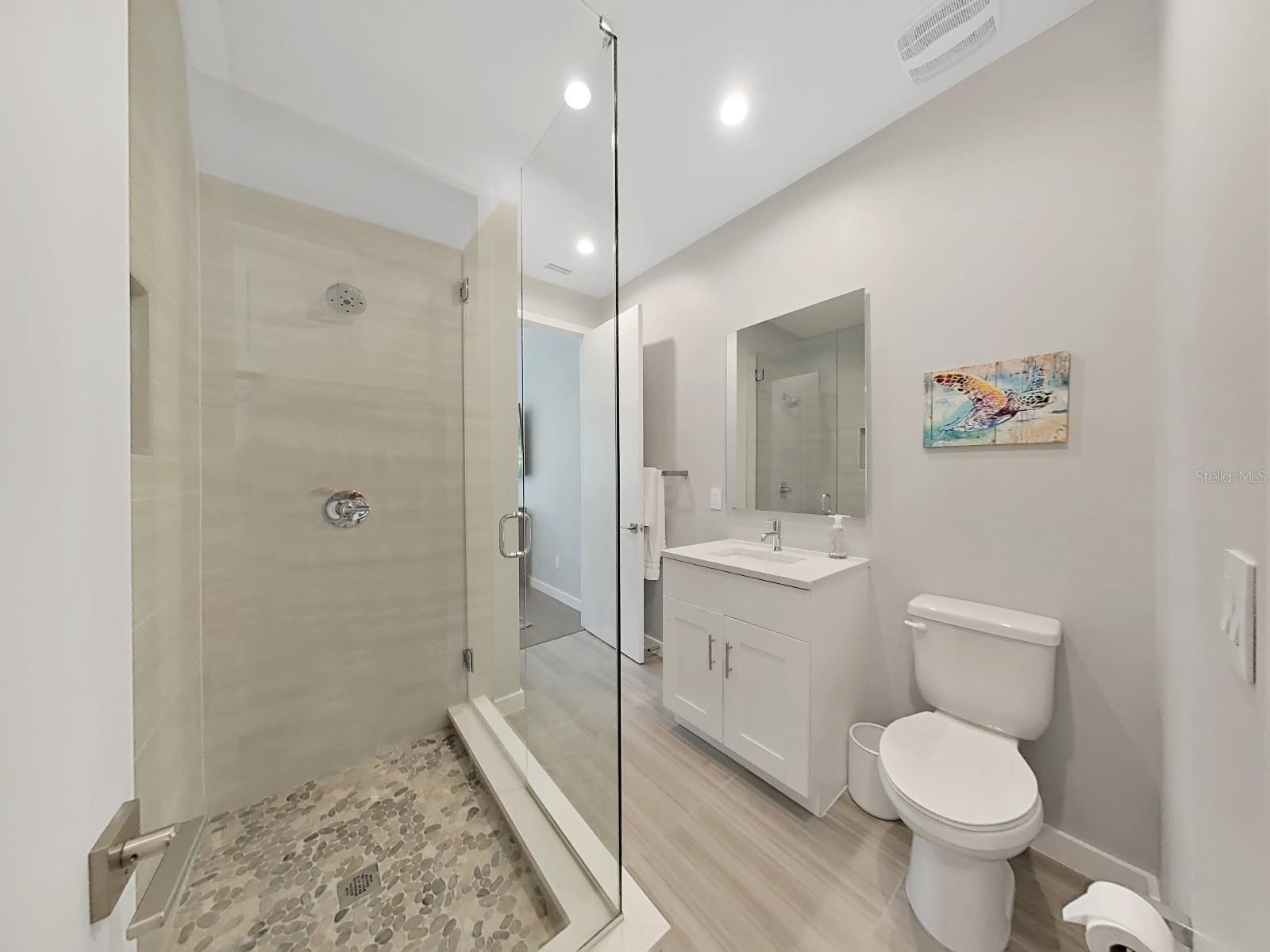 RIVERVIEW OAKS TWNHMS - Residential